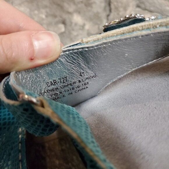 Alegria Carina Turquoise Aloha Mermaid Shimmer Floral Flip Flop Comfort Sandals - Picture 8 of 10